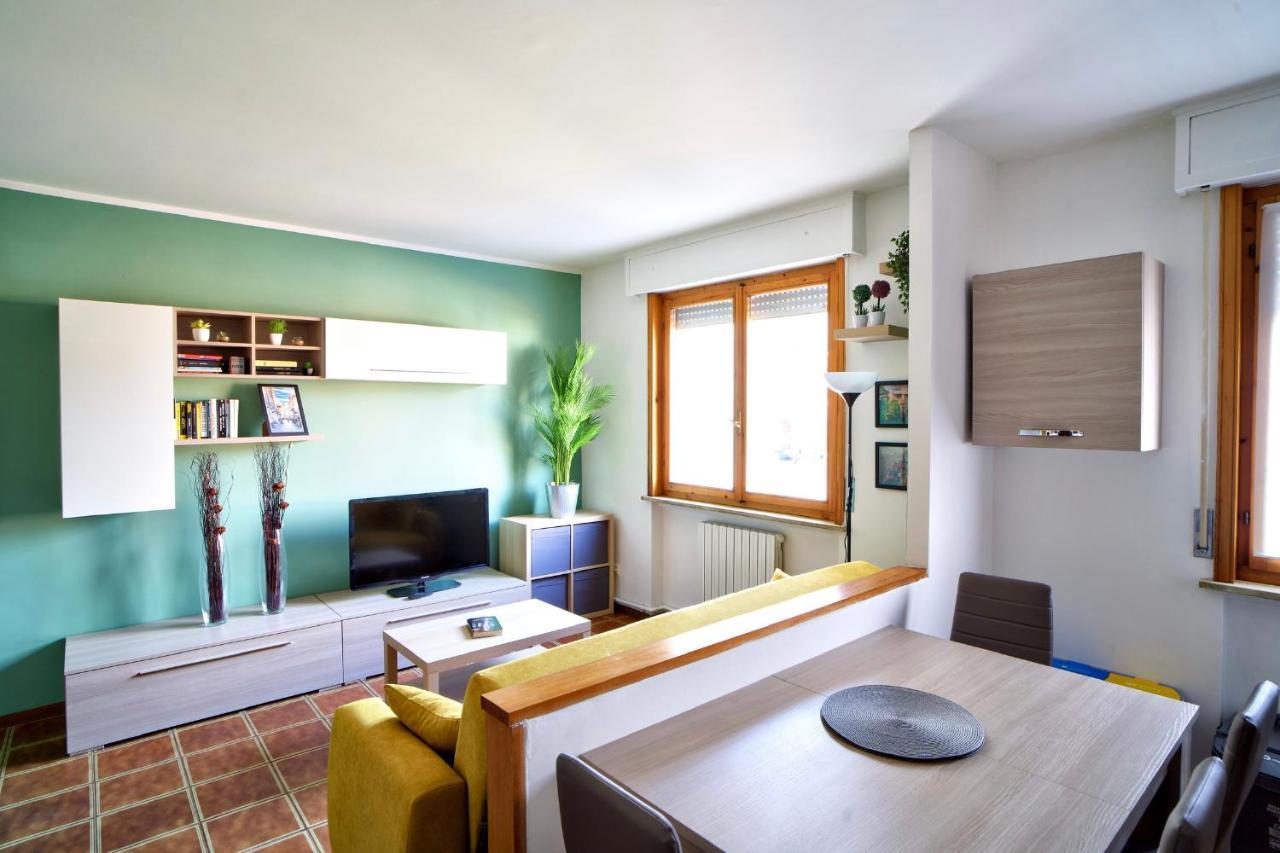 Casa Zoe Apartment Free Parking,Self Check In & Free Wi Fi بارما المظهر الخارجي الصورة