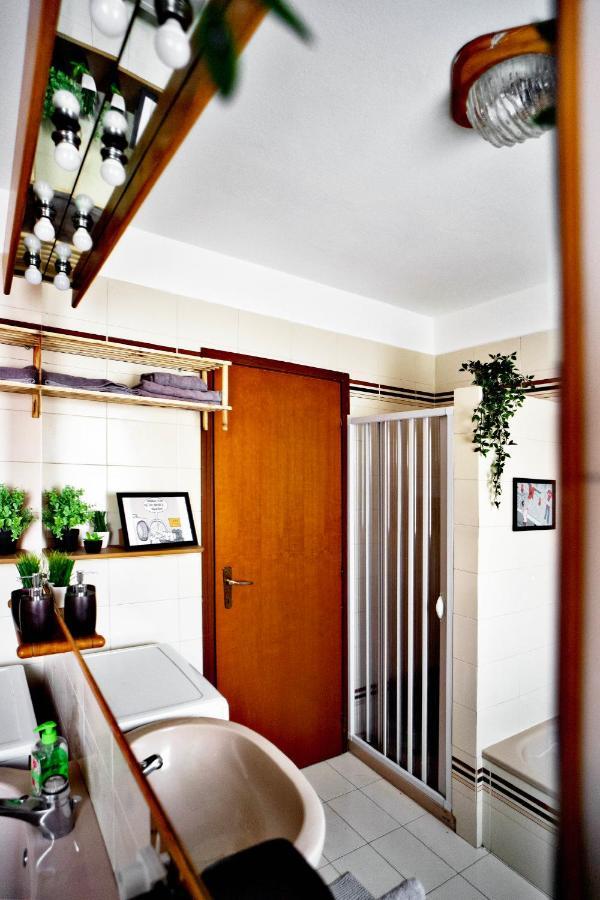 Casa Zoe Apartment Free Parking,Self Check In & Free Wi Fi بارما المظهر الخارجي الصورة